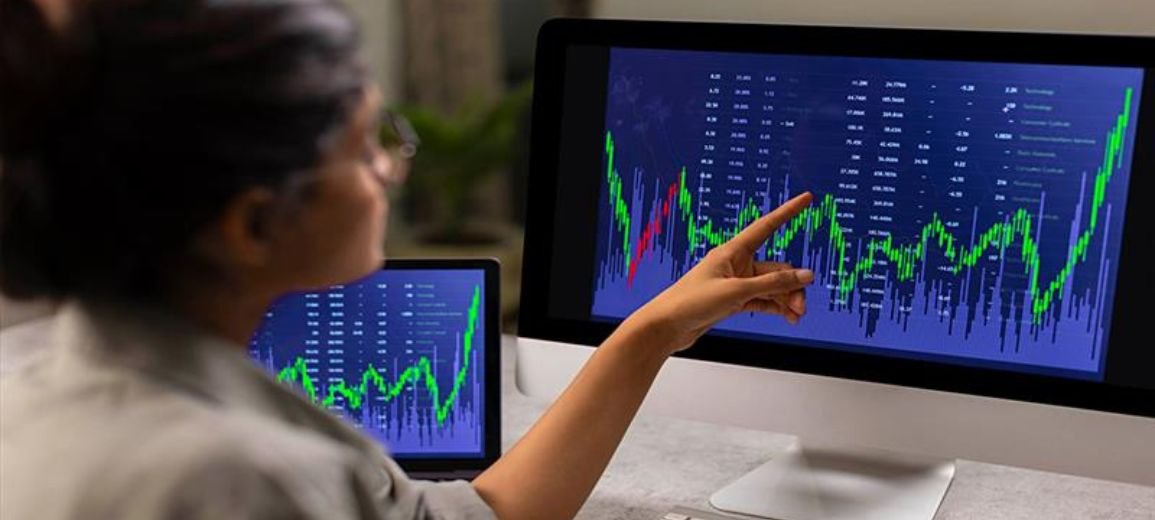 Sensex, Nifty Stay Flat as Investors Watch India–US Trade Talks