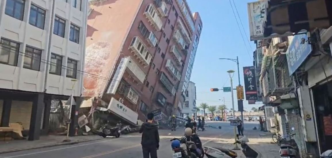 Strongest Earthquake Hits Taiwan in 25 Years: 4 Dead and 60 Injured